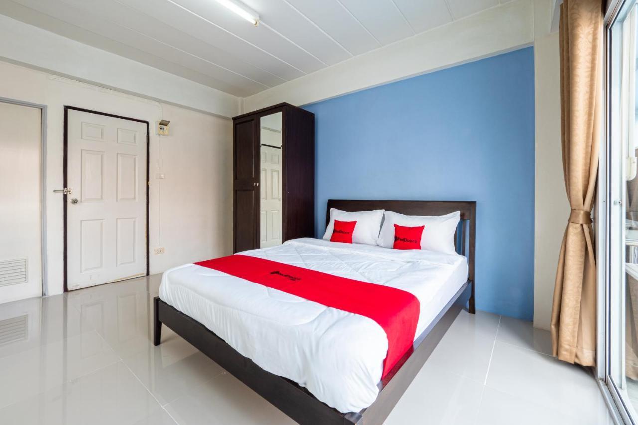 Si Fah At Bangsaen Hotel Ban Rong Khoei Esterno foto