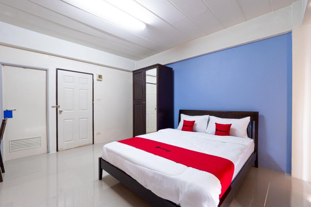 Si Fah At Bangsaen Hotel Ban Rong Khoei Esterno foto